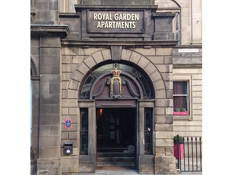 Fountain Court Apartments - Royal Garden EDI Eksteriør billede