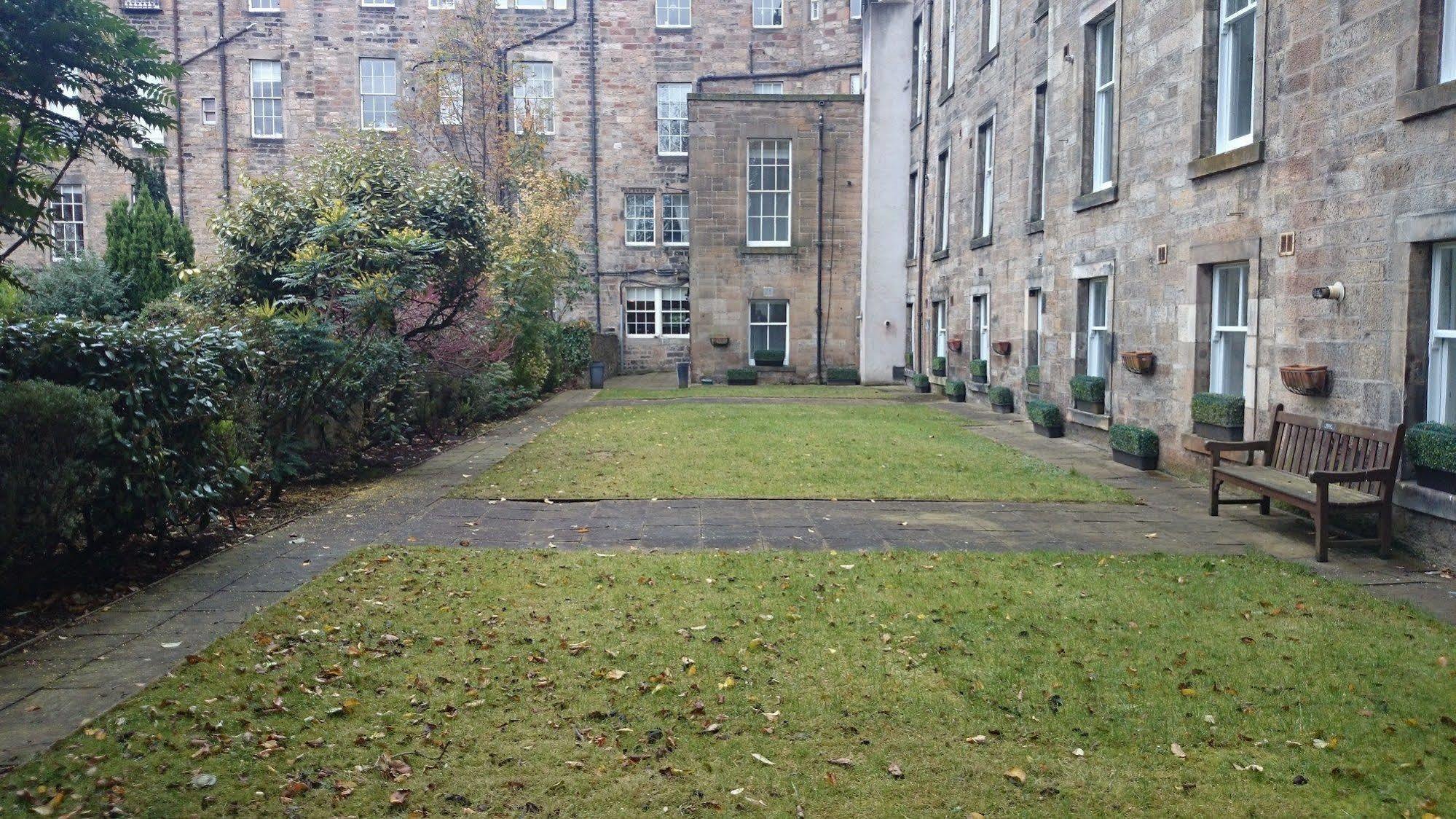 Fountain Court Apartments - Royal Garden EDI Eksteriør billede